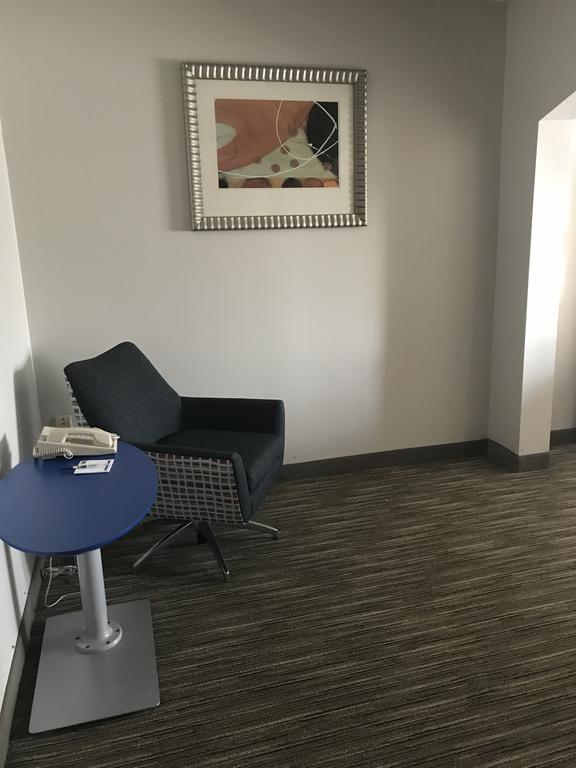 Holiday Inn Express Hotel & Suites Louisville East By Ihg Kültér fotó