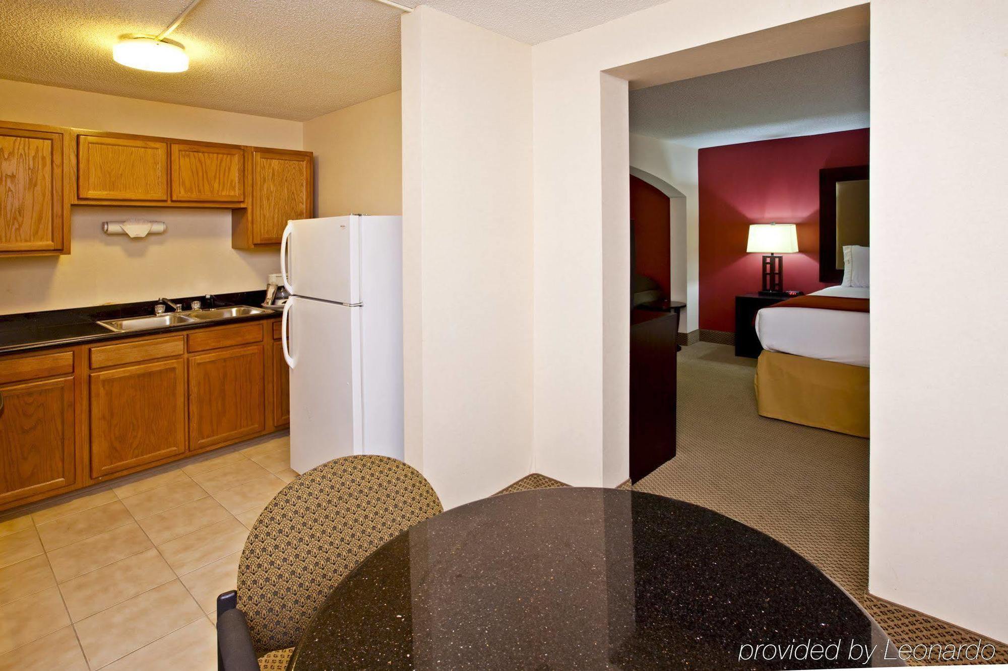 Holiday Inn Express Hotel & Suites Louisville East By Ihg Kültér fotó